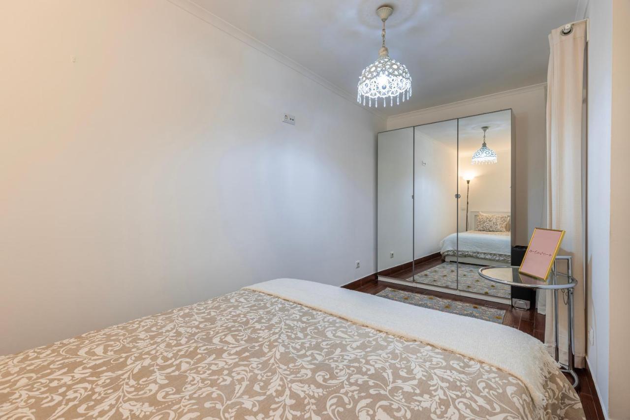 Lovely Patio Getaway In Lisbon Apartment Екстериор снимка
